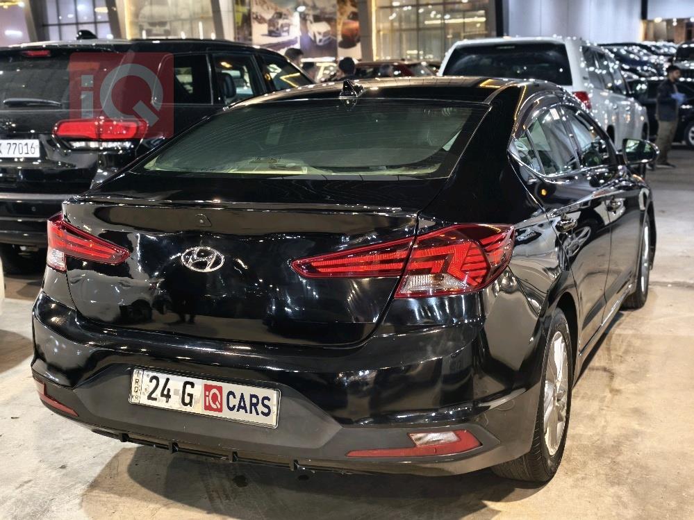 هيونداي النترا